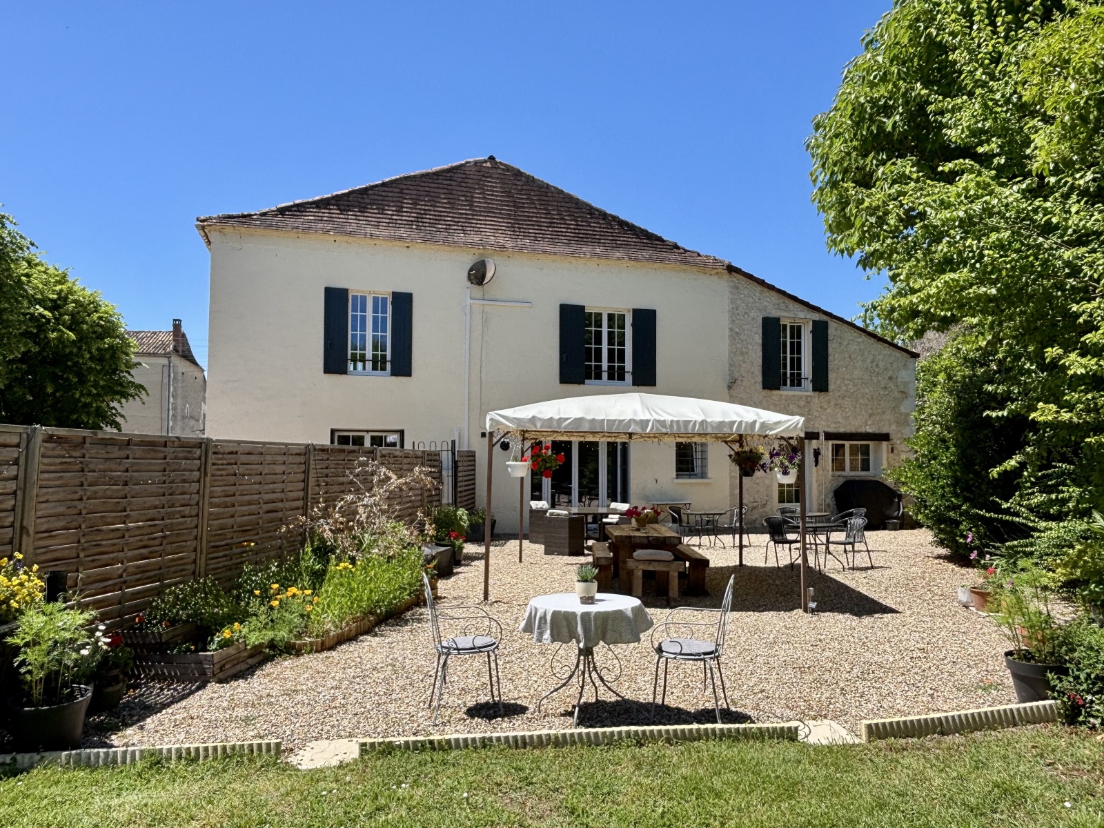 Terrace and House
